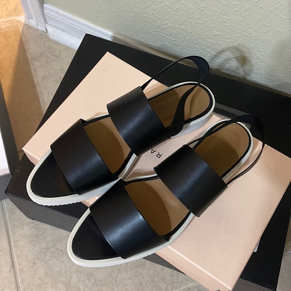 Everlane sandals 7.5